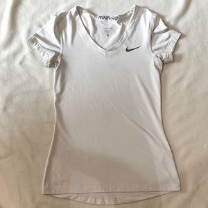 Nike pro Dri-Fit tshirt